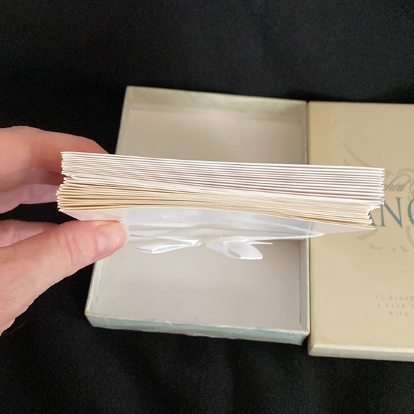 NEVER USED Touched by an Angel 12 Note Cards w/ Envelopes - Picture 5 of 5